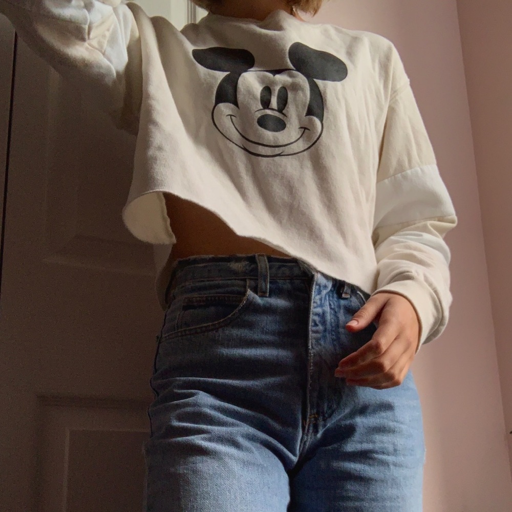 Disney Long Sleeve Crop top Large